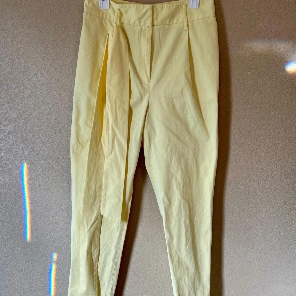 Antonio Melani Light Yellow Pants with Bow Size 10 NWOT - Picture 2 of 8